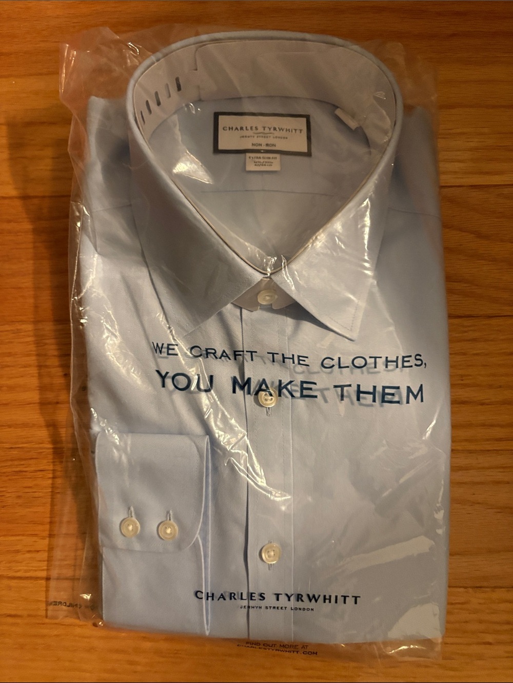 Charles Tyrwhitt Light Blue Men's Dress Shirt - Point Collar